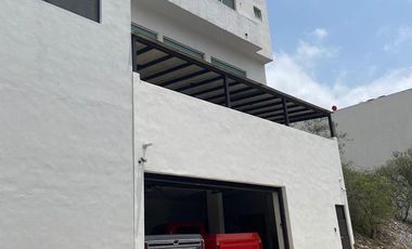 Casa en  Venta en Vistalta 1 er Sector, Monterrey NL