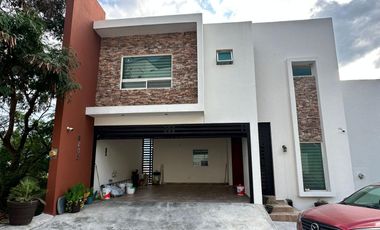 Casa en  Venta en Vistalta 1 er Sector, Monterrey NL