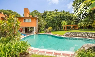 Casa en Fraccionamiento Rancho Cortes