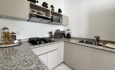 Casa de 2 Habitaciones en venta en Playa del Carmen a 40 minutos de aeropuerto de Cancún | Alberca y Palapa