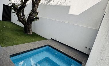 Casa en Fraccionamiento Lomas de Cuernavaca