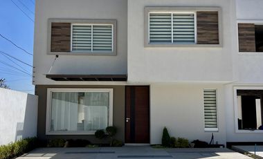 Casa en venta y/o preventa en Metepec