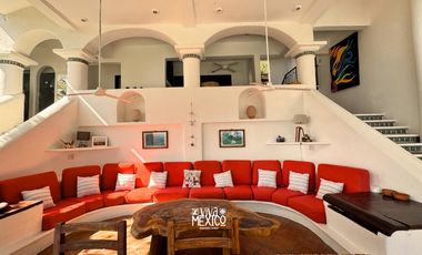 En venta Casa del Faro en Puerto Ángel, Oaxaca