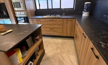 Casa Bonita en Venta, Privada Tamora, PANELES SOLARES, con amenidades