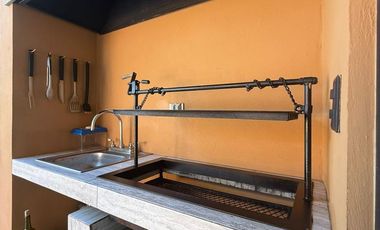 Casa Bonita en Venta, Privada Tamora, PANELES SOLARES, con amenidades