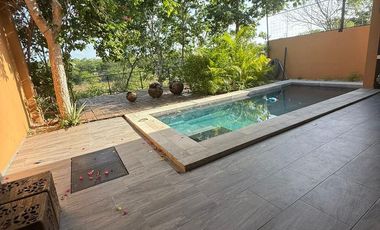 Casa Bonita en Venta, Privada Tamora, PANELES SOLARES, con amenidades