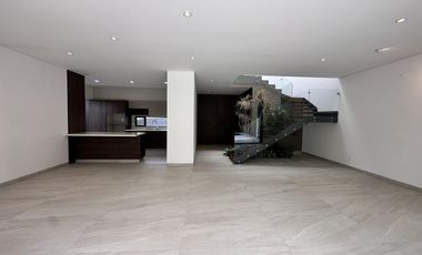 CASA EN FRACCIONAMIENTO REAL DE TETELA