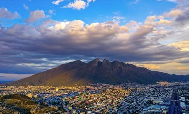 OFICINA PREVENTA VALLE ORIENTE, MONTERREY N L