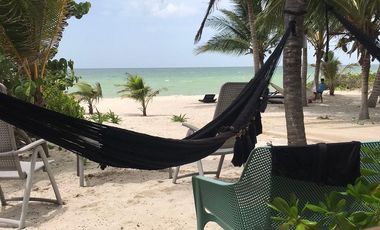 Departamento en planta baja frente al mar  en VENTA 3 recamaras