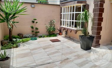Casa en  VENTA en Privada con 3 Recámaras,  Toluca