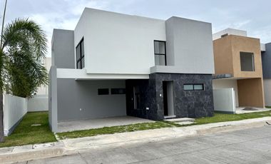 Casa en Venta Río del Dorado