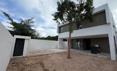Casa en venta en Mérida dentro de Club de Golf | Casa Irina |
