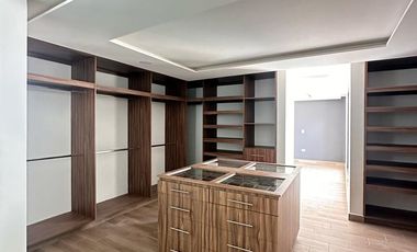 VENTA casa en Angelopolis II 5 recamaras y jardin