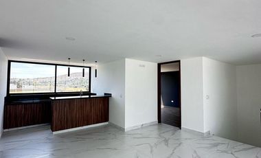 VENTA casa en Angelopolis II 5 recamaras y jardin