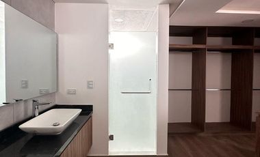 VENTA casa en Angelopolis II 5 recamaras y jardin