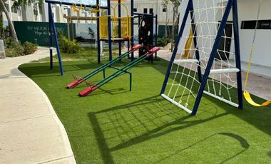 CASA DE 3 RECÁMARAS - TERRAZA - SIN COLINDANCIAS. PLAYA DEL CARMEN. ENTREGA INMEDIATA