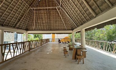 VILLA AMUEBLADA CON PANELES SOLARES  EN VENTA EN TELCHAC PUERTO, YUCATÁN.