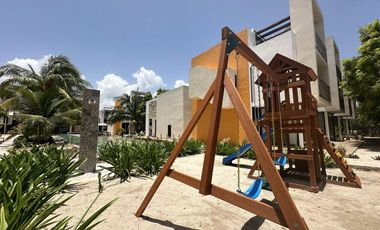 VILLA AMUEBLADA CON PANELES SOLARES  EN VENTA EN TELCHAC PUERTO, YUCATÁN.