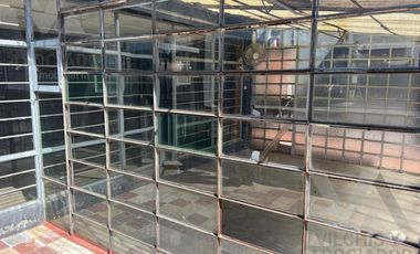 EDIFICIO CON LOCALES COMERCIALES EN VENTA EN EL CENTRO DE TOLUCA, CALLE ALLENDE