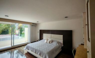 Casa muy amplia en venta, fraccionamiento Puerta de Hierro Puebla