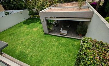Casa muy amplia en venta, fraccionamiento Puerta de Hierro Puebla