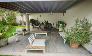 Casa muy amplia en venta, fraccionamiento Puerta de Hierro Puebla