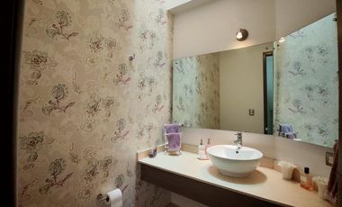 Casa muy amplia en venta, fraccionamiento Puerta de Hierro Puebla