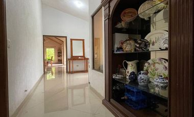 Hermosa Residencia en Colonial de la Sierra, San Pedro Garza García, N. L.