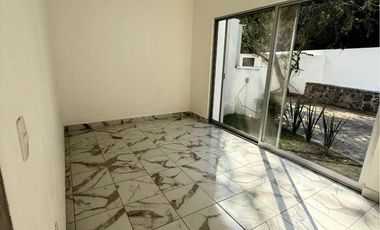 Casa en Fraccionamiento Lomas de Cuernavaca
