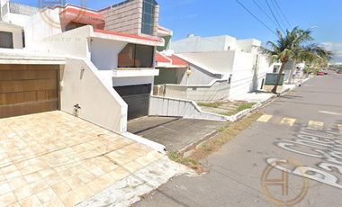 VENTA DE CASA EN FRACC. COSTA DE ORO, VERACRUZ.