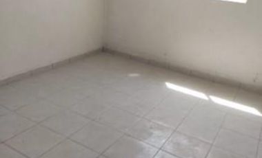 3 DEPARTAMENTOS Y 2 LOCALES VENTA A 10 MINUTOS DE PLAZA SENDERO