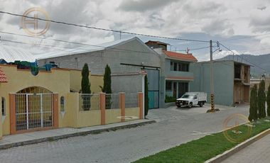 Casa con Bodega en Barrio De Guadalupe a 7 min. del Zócalo Libres, Puebla.