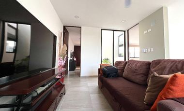 CASA EN VENTA EN PRIVADA TAMORA EQUIPADA, CONKAL.