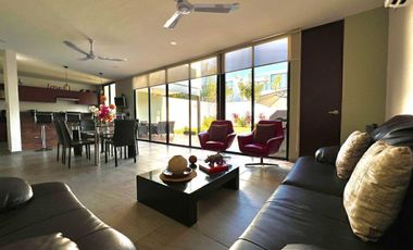 CASA EN VENTA EN PRIVADA TAMORA EQUIPADA, CONKAL.