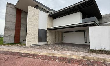 Casa en Venta en Ciudad Maderas