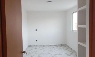 CASA EN VENTA EN LA COL. SAN SALVADOR TIZATLALLI, METEPEC, ESTADO DE MEXICO