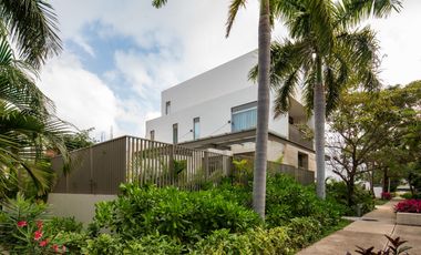 Casa en venta dentro de Laguna 1 Puerto Cancún