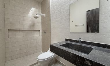 LOMAS DEL DORADO, Casa en VENTA de UNA PLANTA, 2 recamaras y jardin