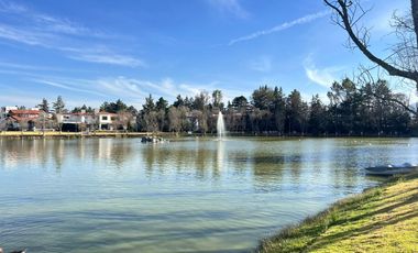 RENTA DE CASA EN FRACCIONAMIENTO VALLE ZAMARRERO EN ZINACANTEPEC