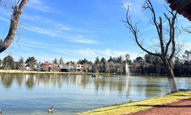 RENTA DE CASA EN FRACCIONAMIENTO VALLE ZAMARRERO EN ZINACANTEPEC