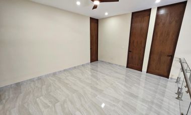 Casa de 4 recámaras en privada con amenidades en venta en Temozón Norte