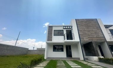 PREVENTA DE CASAS EN PRIVADA SAN ISIDRO EN SANTA MARÍA RAYÓN
