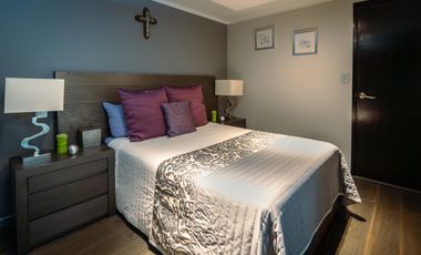 Venta de casa en condominio completamente remodelada en Av Centenario