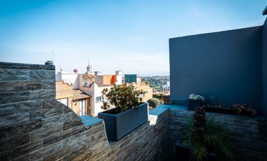 Venta de casa en condominio completamente remodelada en Av Centenario