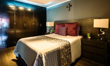 Venta de casa en condominio completamente remodelada en Av Centenario