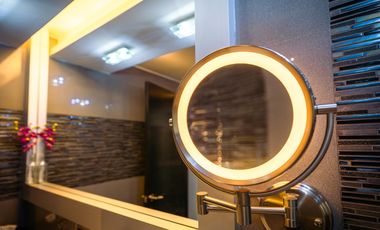 Venta de casa en condominio completamente remodelada en Av Centenario