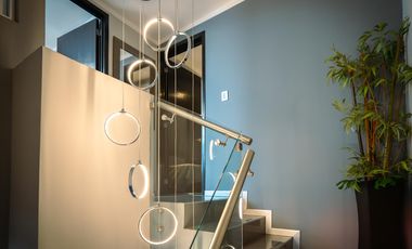 Venta de casa en condominio completamente remodelada en Av Centenario