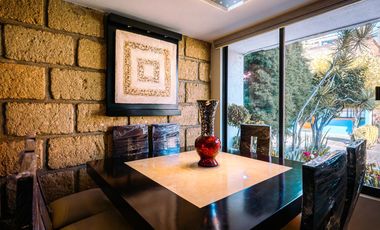 Venta de casa en condominio completamente remodelada en Av Centenario