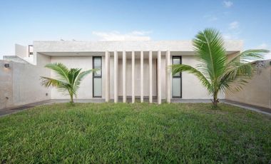 Casa en venta a 100 metros del mar en San Benito