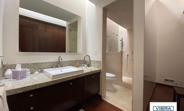 Magnífica residencia con alberca a la venta en las Lomas de Chapultepec, CDMX